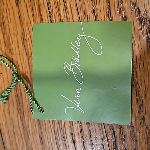 Vera Bradley, beautiful purse NWT, is very colorful, as seen in pics - Picture 7 of 7